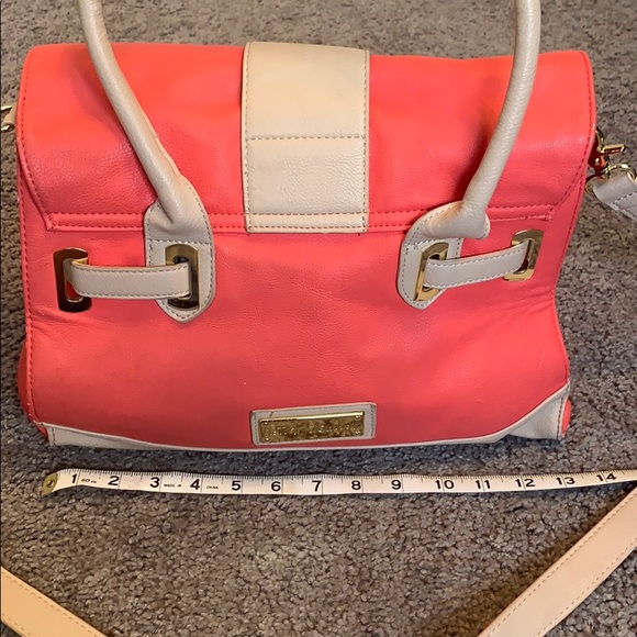 🚫SOLD🚫Betsy Johnson Purse - Picture 2 of 7